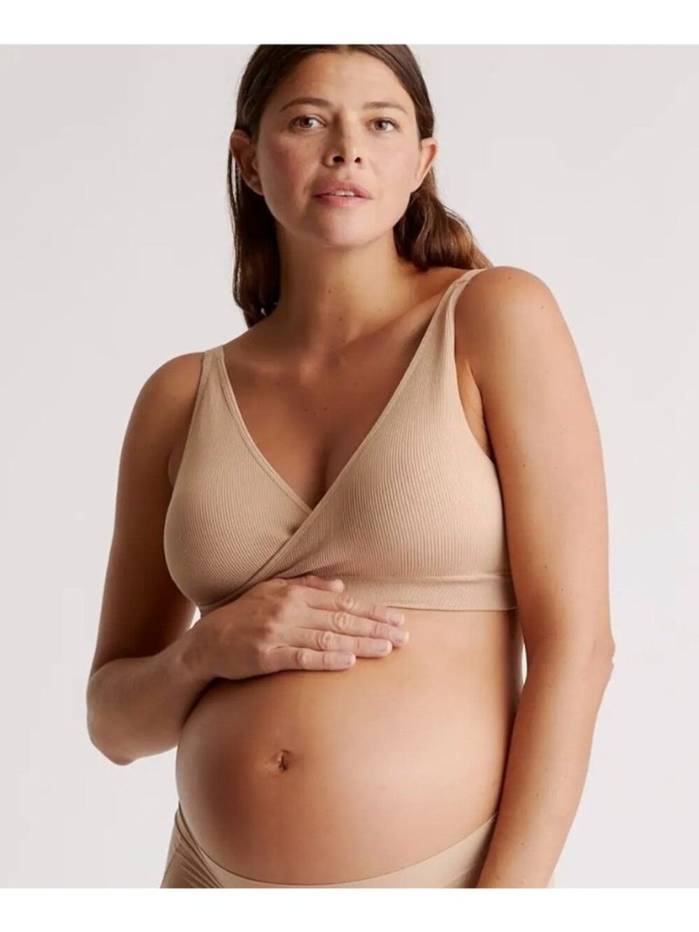 NWT Quince Seamless Crossover Nursing & Lounge Bra (2-pack) in Sand - Size: Med